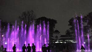 pompa air mancur menari